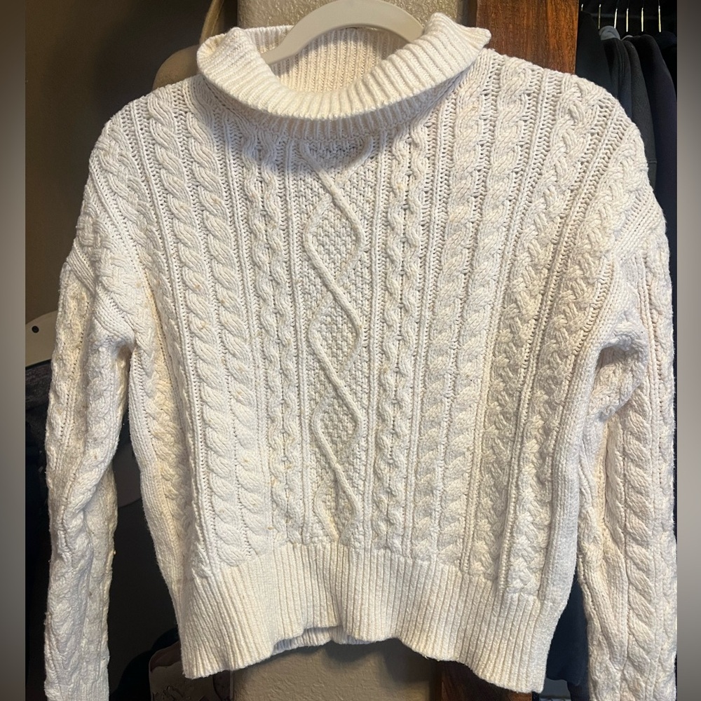 Cropped sweater